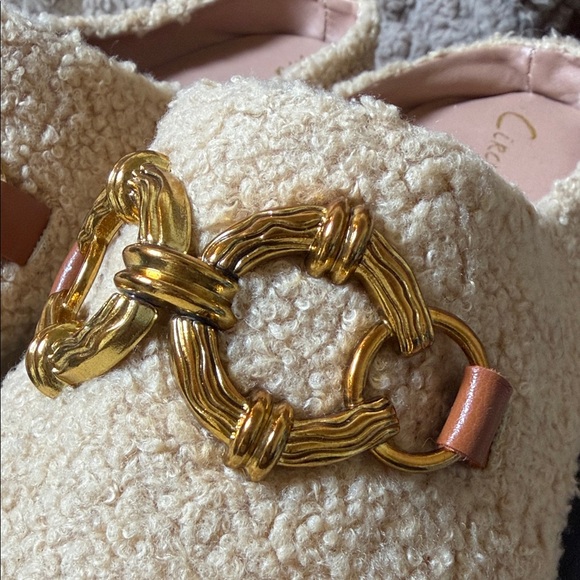 Circus by Sam Edelman Cream and Black Loafers with Gold Details - Picture 10 of 14